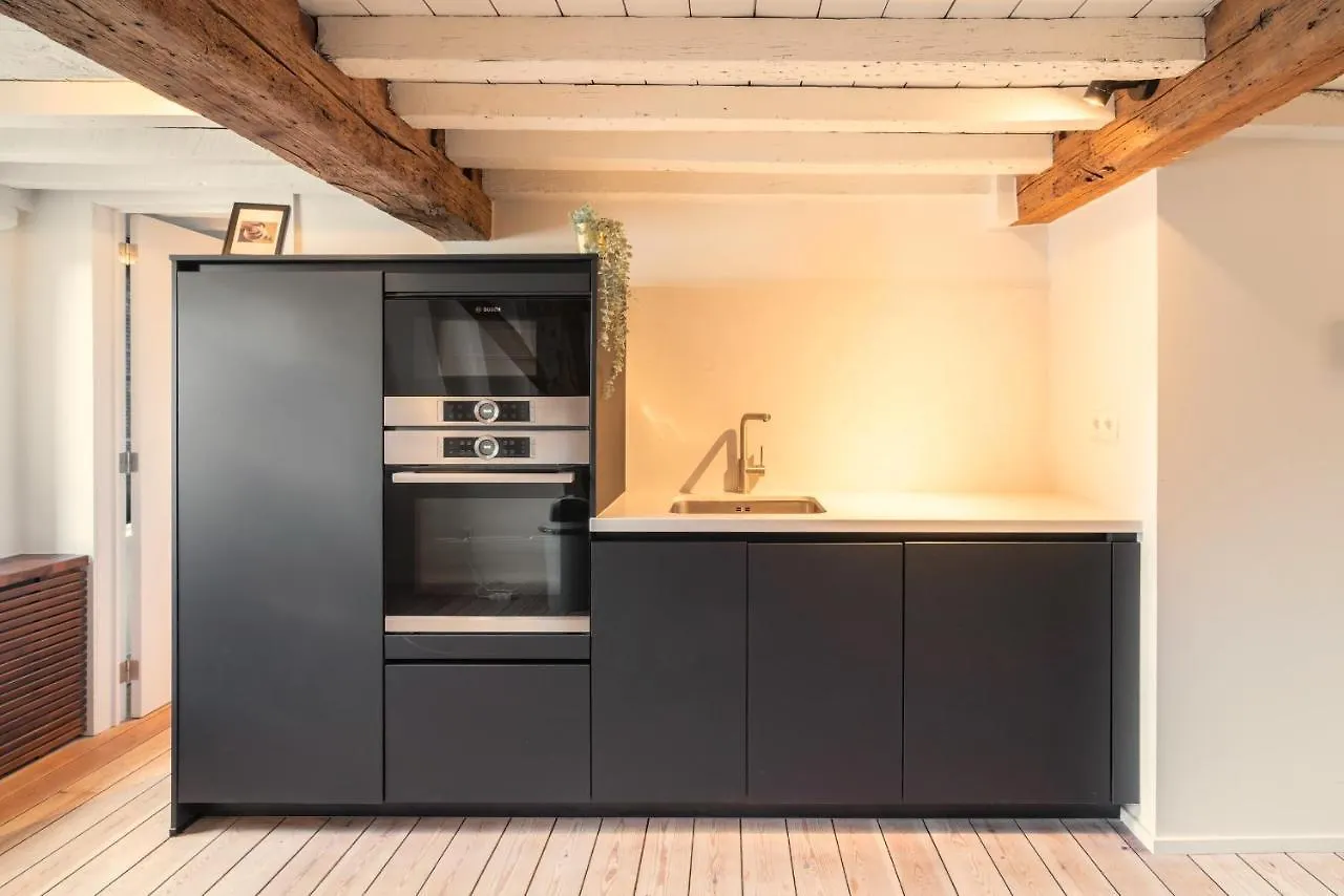 The Hendrik Square Apartments Anvers 0*,  Belçika
